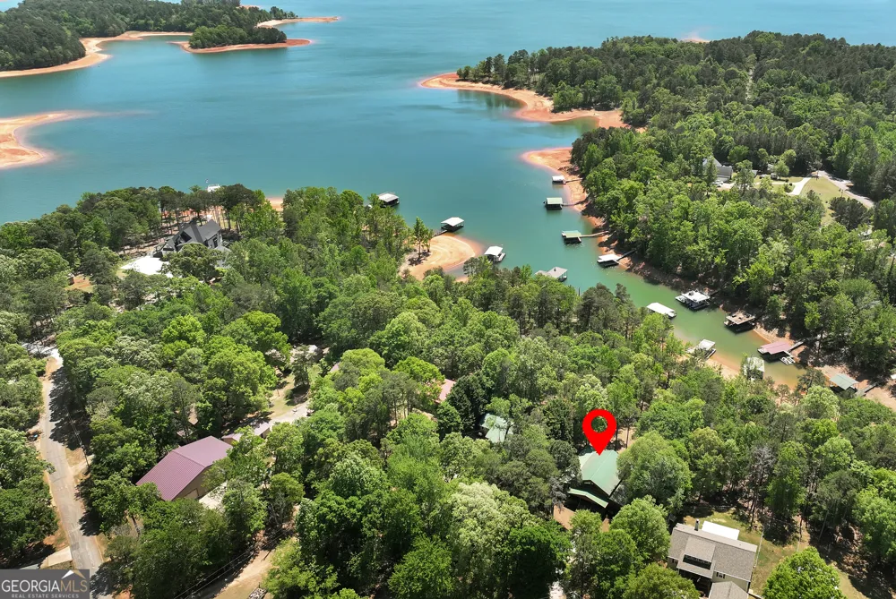 142 Hugh Dorsey RD Hartwell, GA 30643
