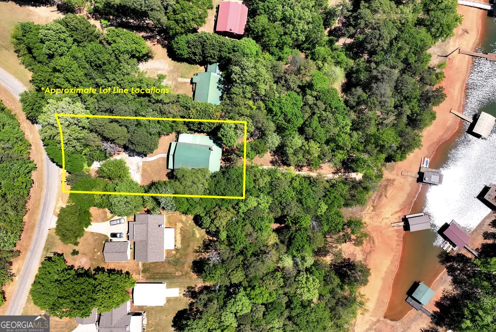 142 Hugh Dorsey RD Hartwell, GA 30643