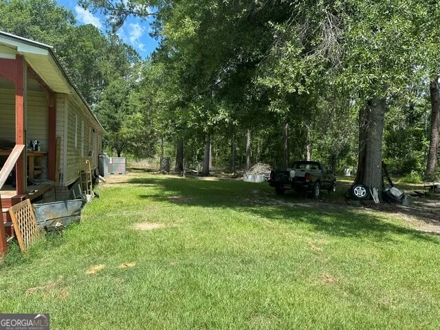 686 Victory CIR Lyons, GA 30436