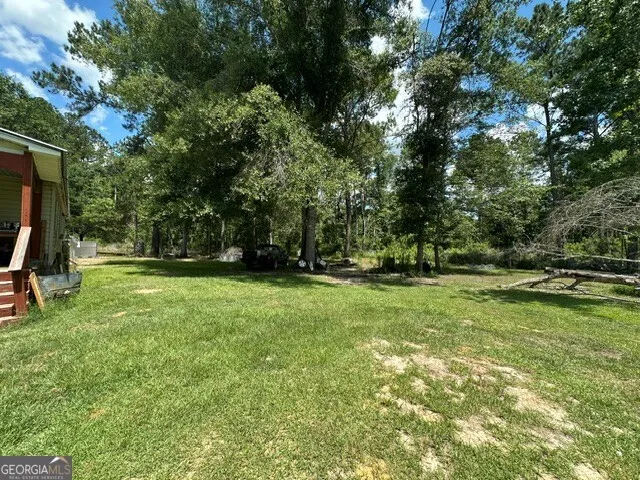686 Victory CIR Lyons, GA 30436