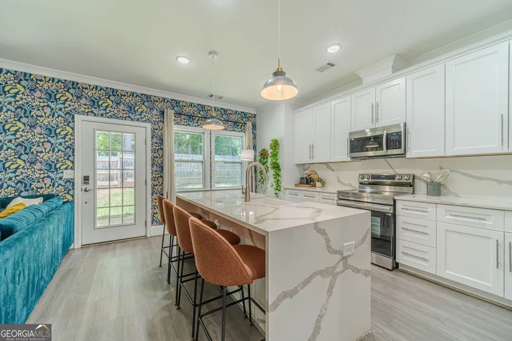 2921 Lee RD SW Snellville, GA 30039