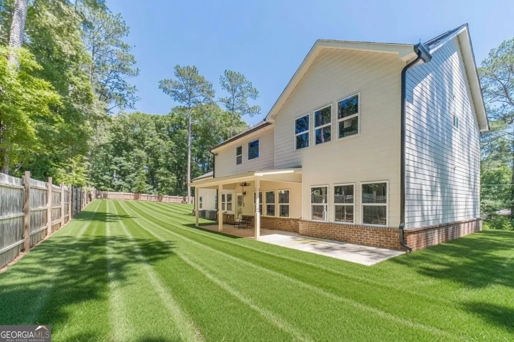 2921 Lee RD SW Snellville, GA 30039