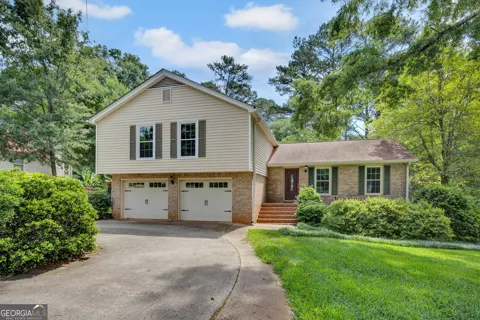 2416 Fieldstone DR SE