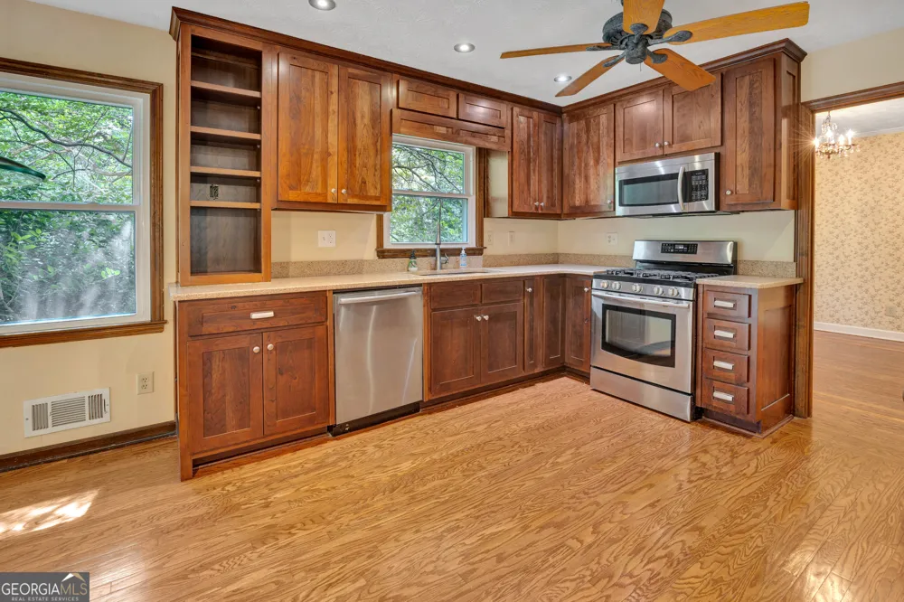 2416 Fieldstone DR SE Conyers, GA 30013