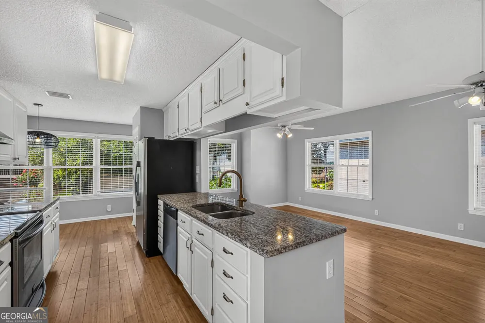 614 Cedar ST St. Simons, GA 31522