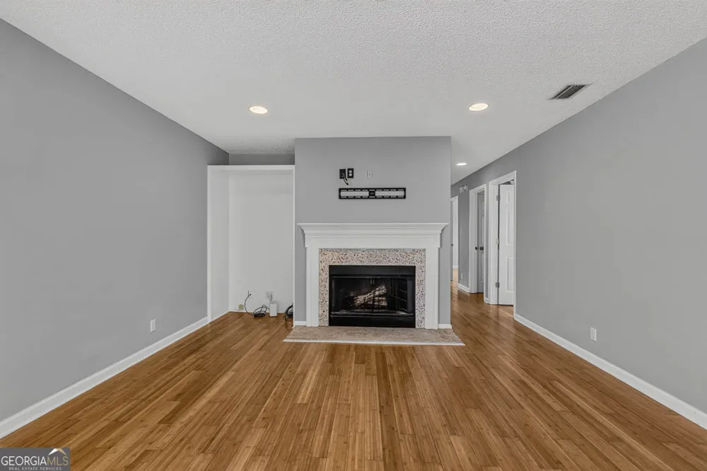 614 Cedar ST St. Simons, GA 31522