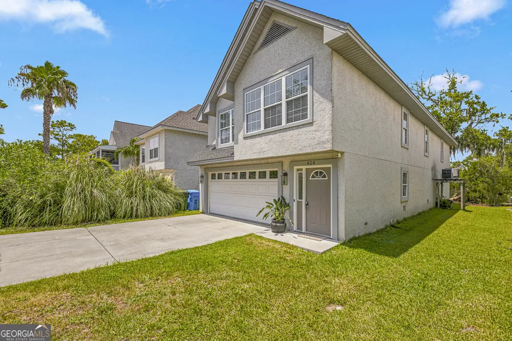614 Cedar ST St. Simons, GA 31522