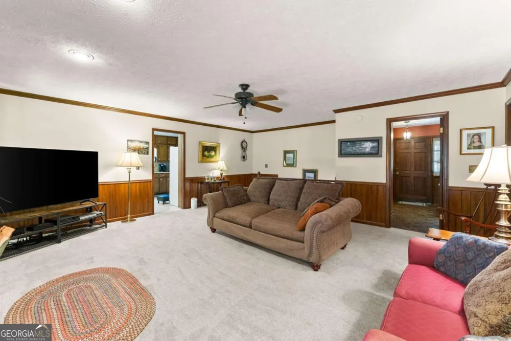 1155 Lakeridge CT Grayson, GA 30017