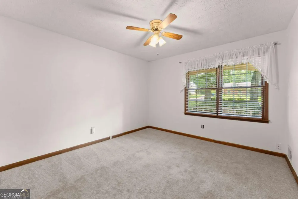 1155 Lakeridge CT Grayson, GA 30017