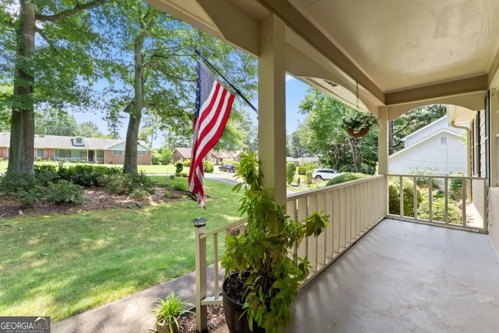 1155 Lakeridge CT Grayson, GA 30017
