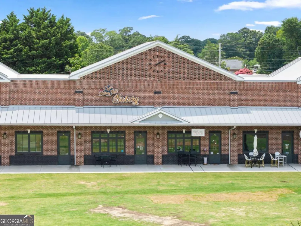 1155 Lakeridge CT Grayson, GA 30017