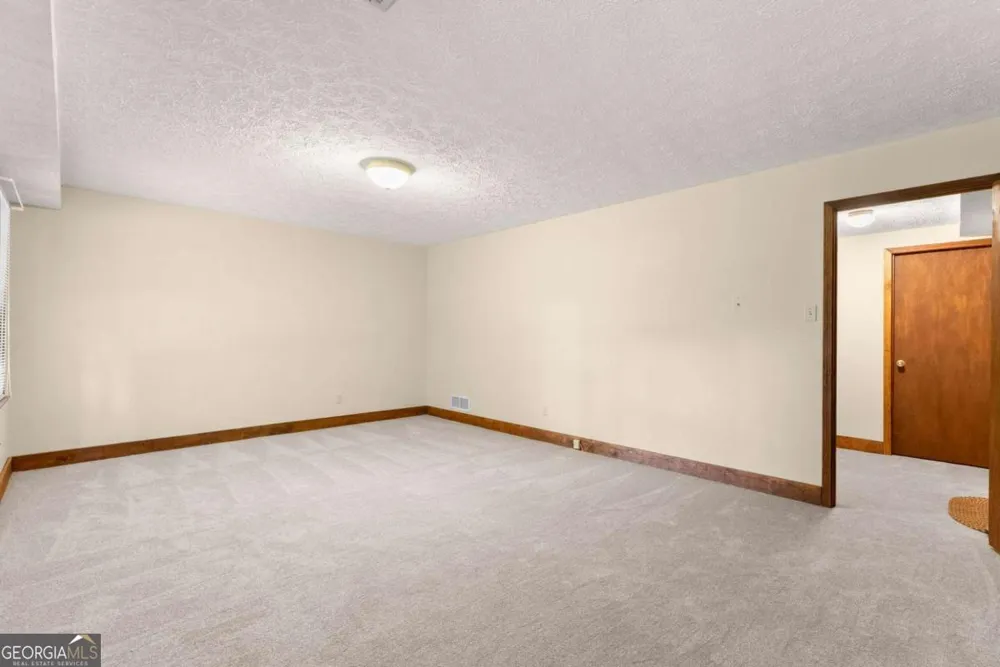 1155 Lakeridge CT Grayson, GA 30017