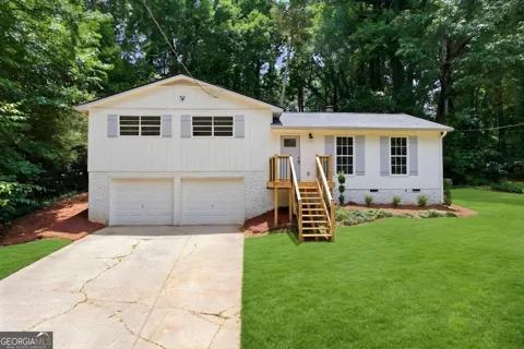411 Hunters LN