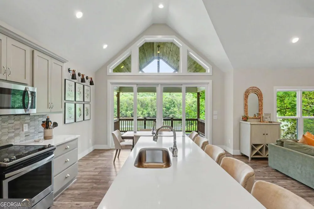 1220 Dogwood TRL Hiawassee, GA 30546