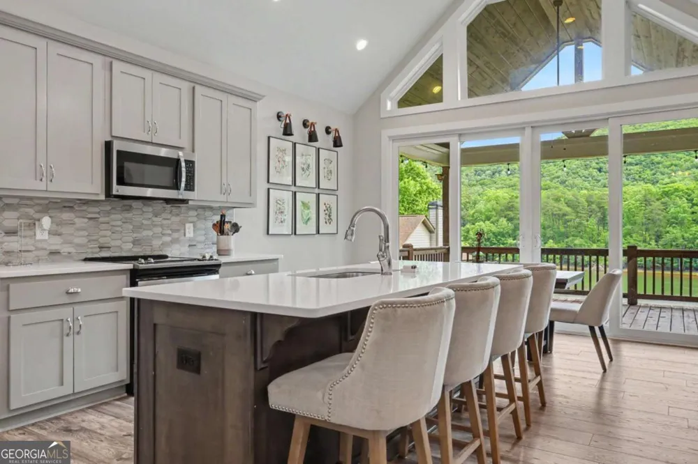 1220 Dogwood TRL Hiawassee, GA 30546
