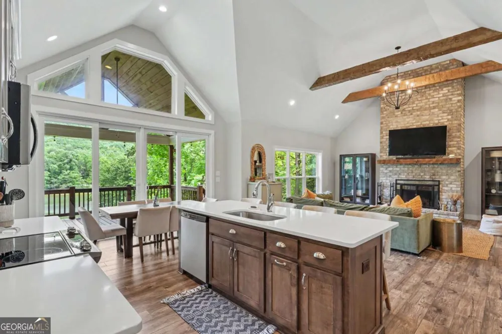 1220 Dogwood TRL Hiawassee, GA 30546