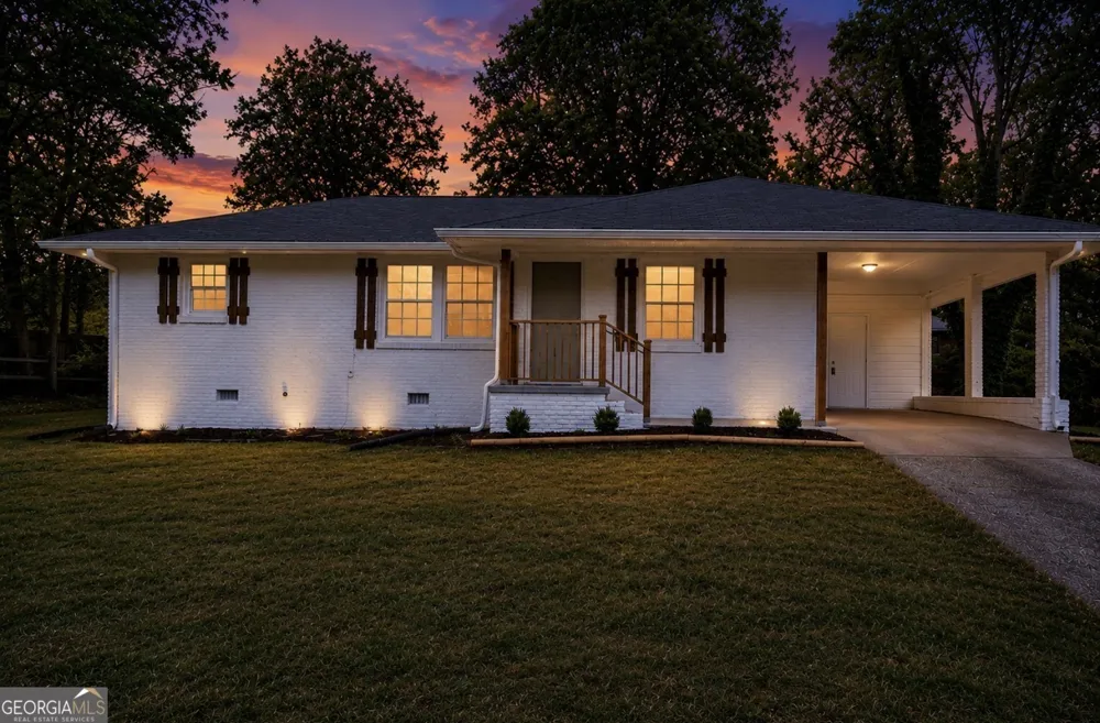 926 Green Valley RD SW Mableton, GA 30126