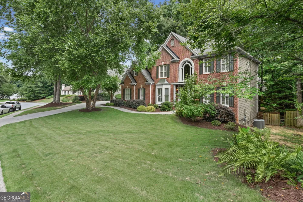 10565 Cauley Creek DR Johns Creek, GA 30097