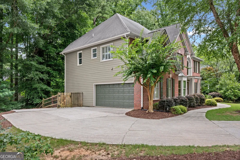 10565 Cauley Creek DR Johns Creek, GA 30097