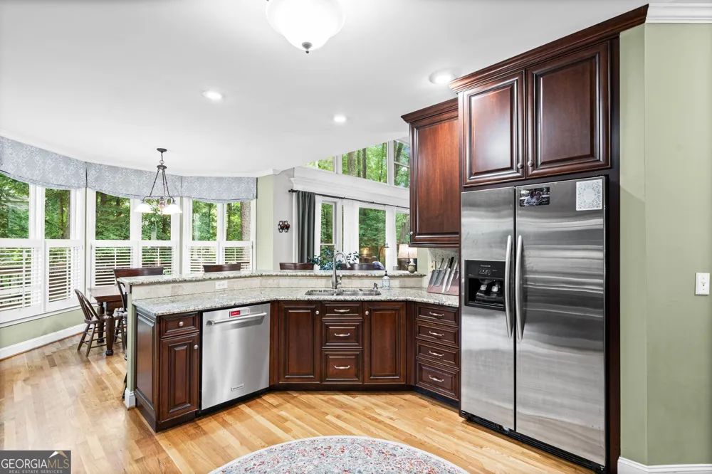 10565 Cauley Creek DR Johns Creek, GA 30097