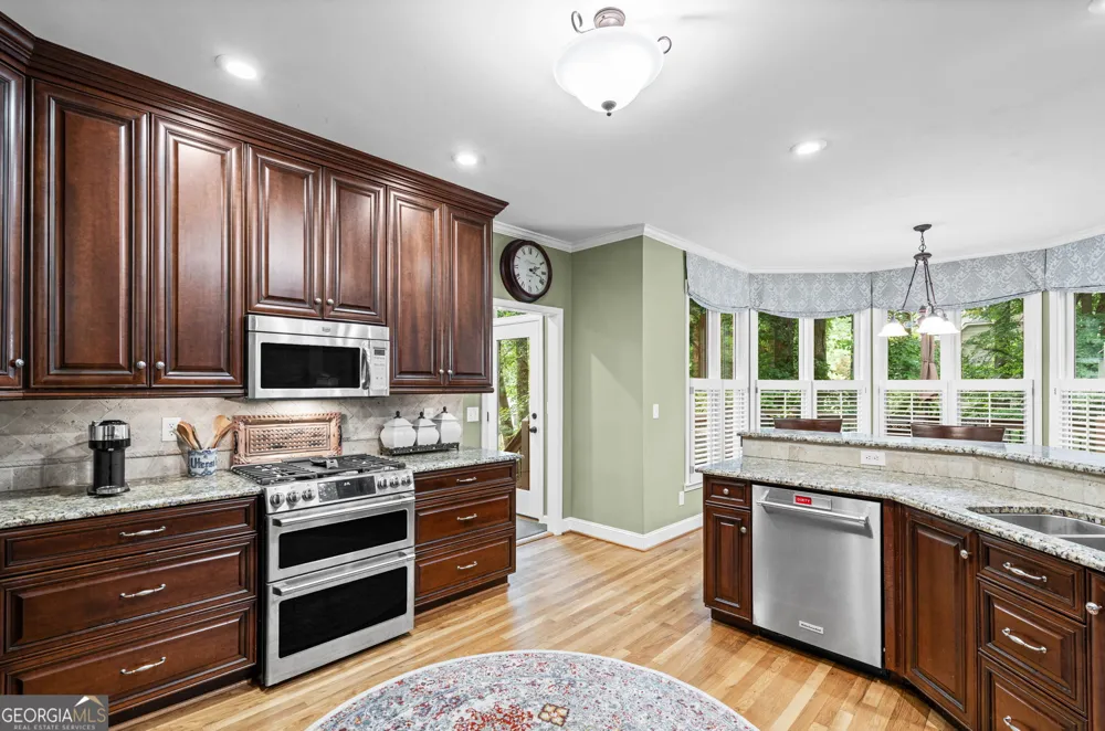 10565 Cauley Creek DR Johns Creek, GA 30097