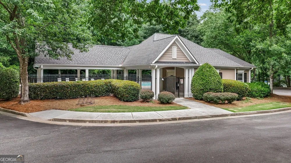 10565 Cauley Creek DR Johns Creek, GA 30097