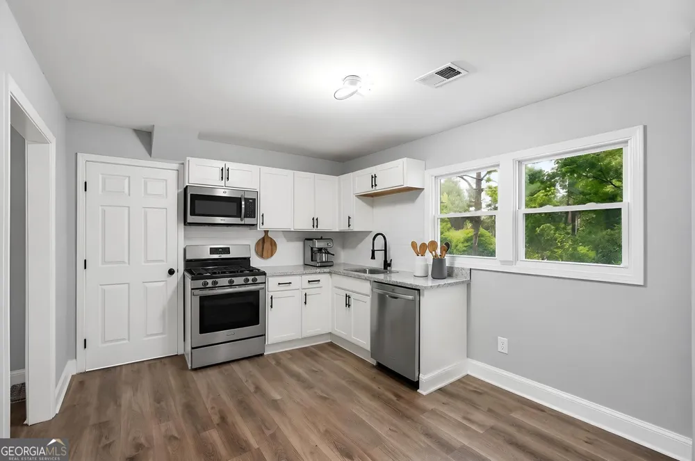 6140 Nichols DR Union City, GA 30291