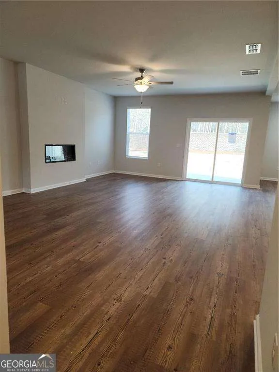 194 Green Love LN Grayson, GA 30017