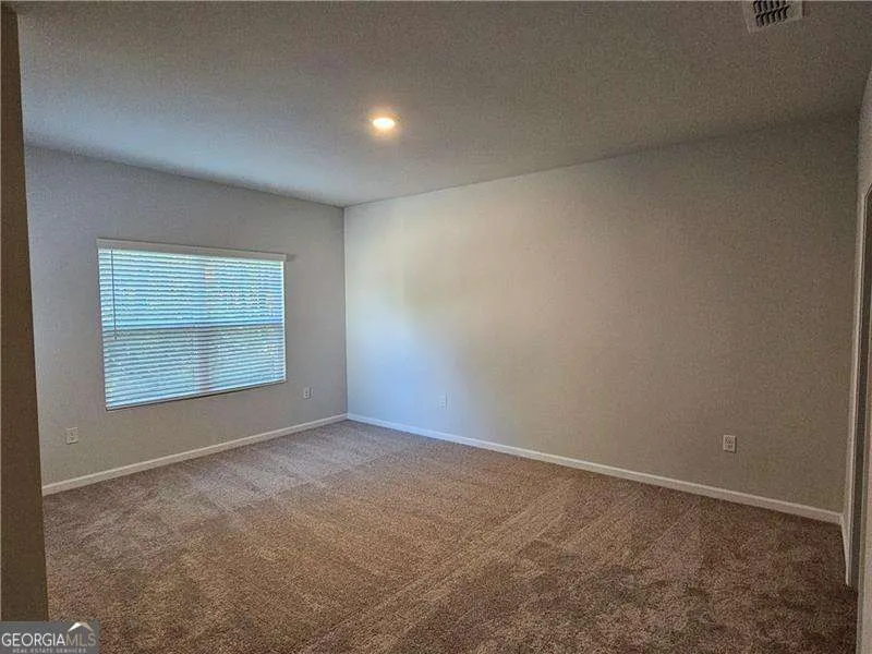 194 Green Love LN Grayson, GA 30017