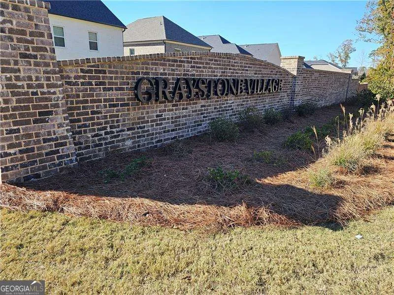 194 Green Love LN Grayson, GA 30017