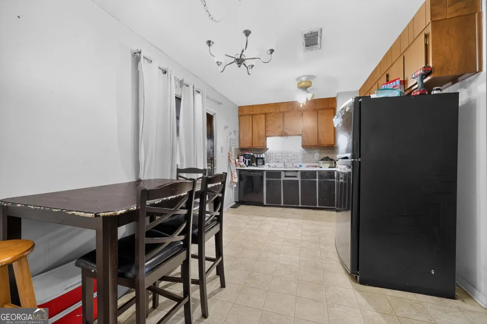 441 Sarah DR Warner Robins, GA 31093