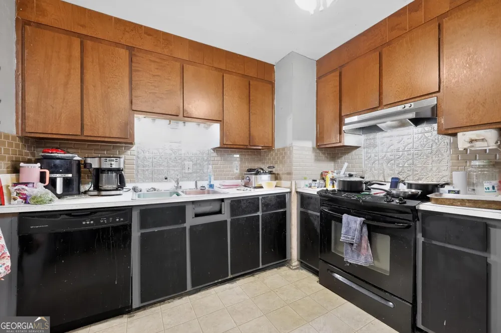 441 Sarah DR Warner Robins, GA 31093