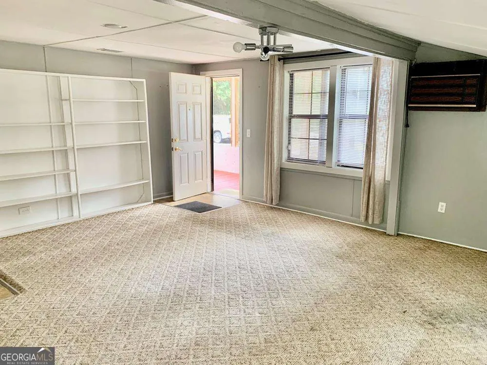 606 W 7Th ST Alma, GA 31510