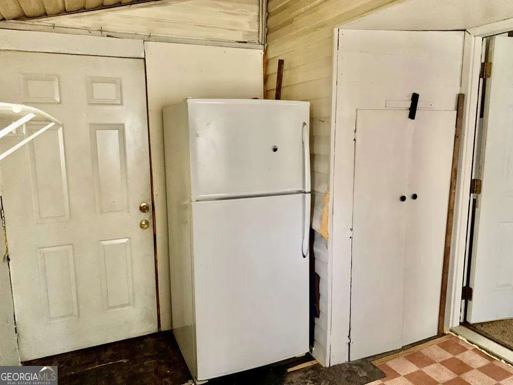 606 W 7Th ST Alma, GA 31510