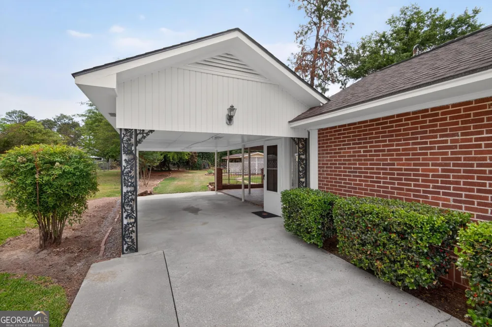 447 S College ST Metter, GA 30439