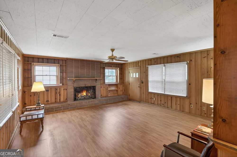 447 S College ST Metter, GA 30439