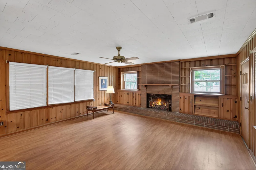 447 S College ST Metter, GA 30439