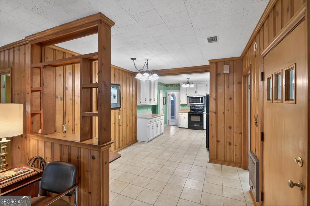 447 S College ST Metter, GA 30439
