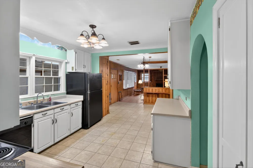 447 S College ST Metter, GA 30439