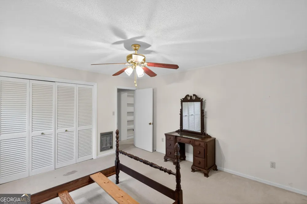 447 S College ST Metter, GA 30439