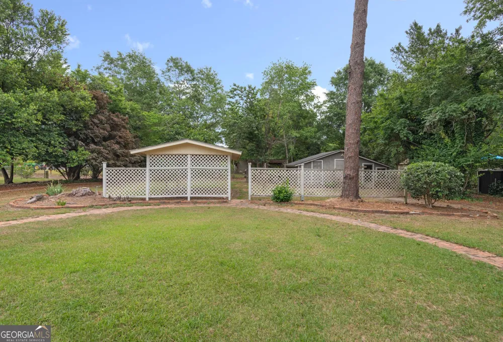 447 S College ST Metter, GA 30439
