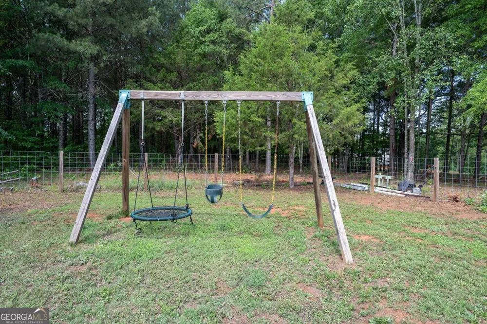 2185 Clotfelter RD Bogart, GA 30622
