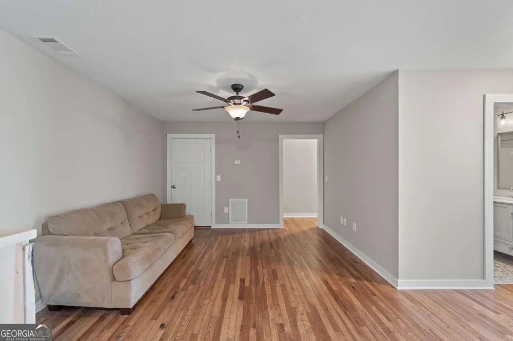 2185 Clotfelter RD Bogart, GA 30622