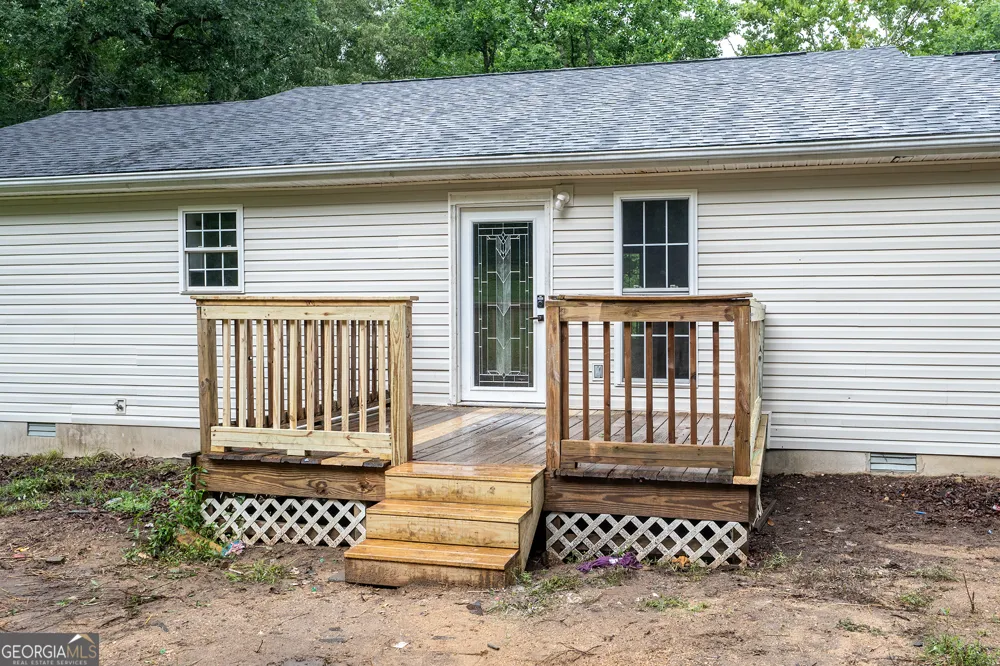 70 Katie LN Carlton, GA 30627