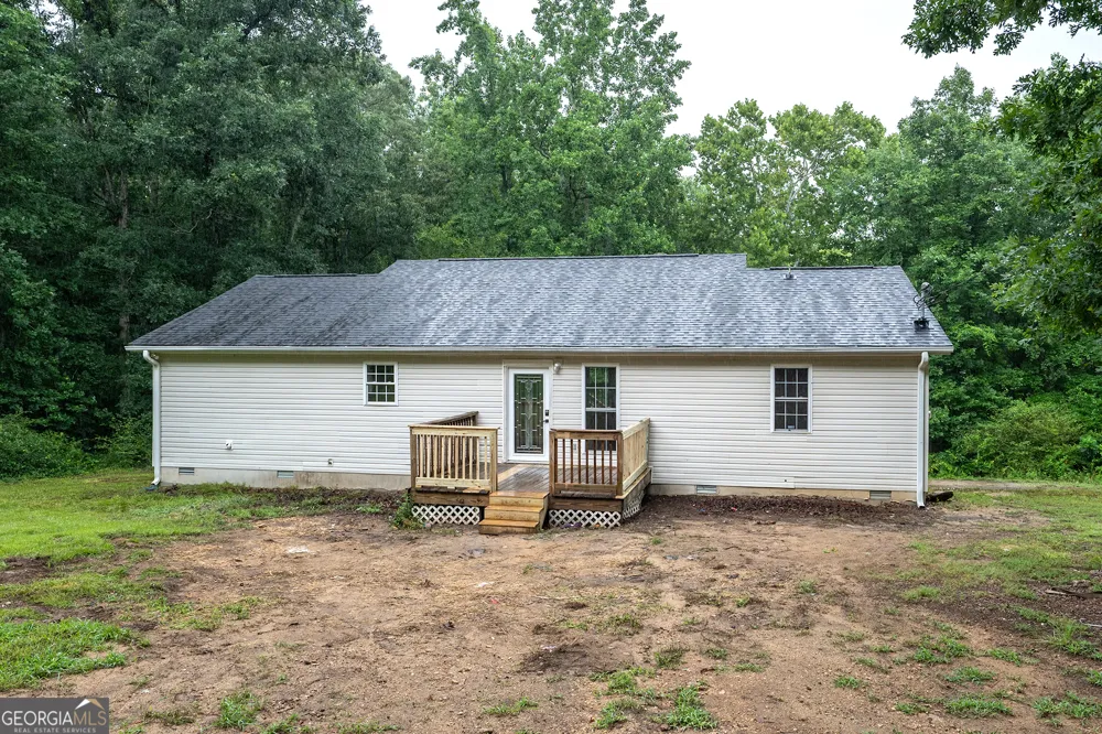 70 Katie LN Carlton, GA 30627