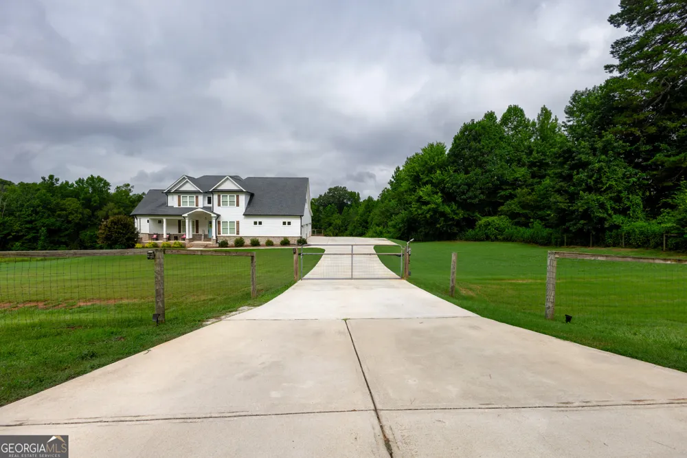 1440 Chandler Bridge RD Nicholson, GA 30565