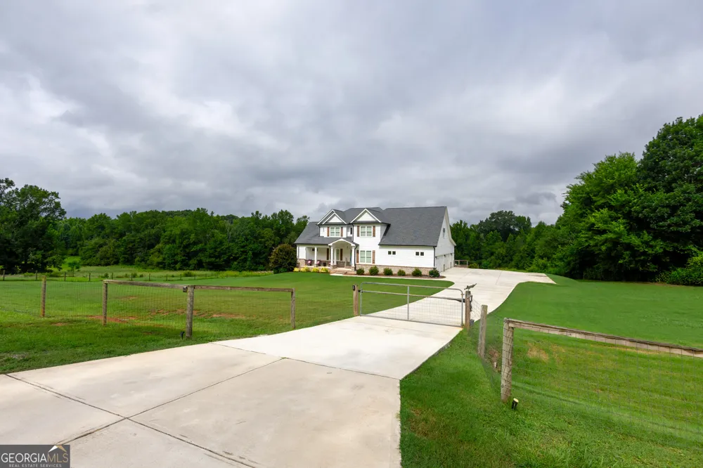 1440 Chandler Bridge RD Nicholson, GA 30565
