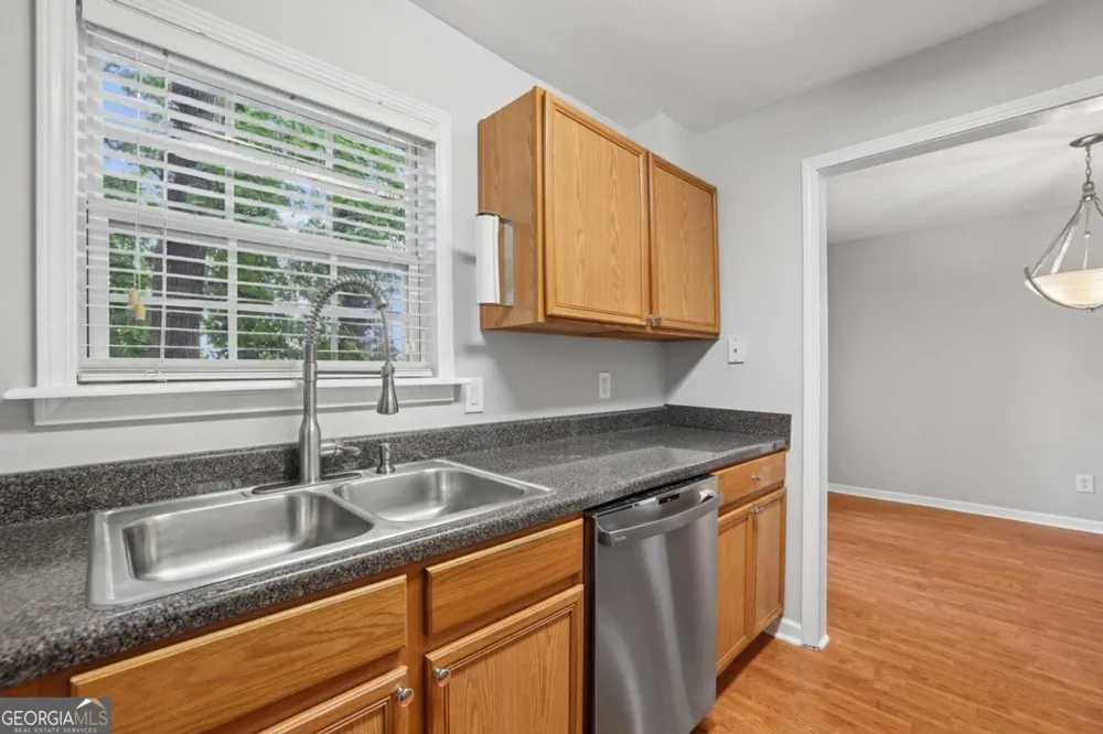 1206 Brighton Point Sandy Springs, GA 30328