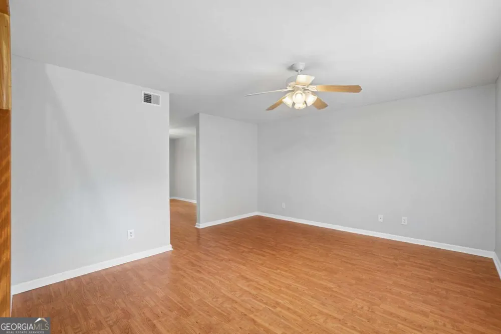 1206 Brighton Point Sandy Springs, GA 30328