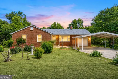 3021 Storey DR